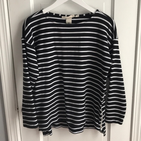 Stripped long sleeve top - Picture 1 of 3